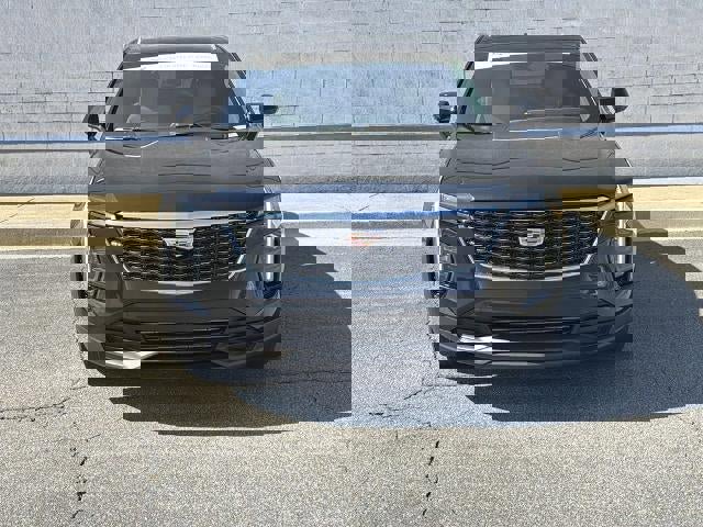 Used 2024 Cadillac XT4 Luxury w/ Cold Weather Package image 2