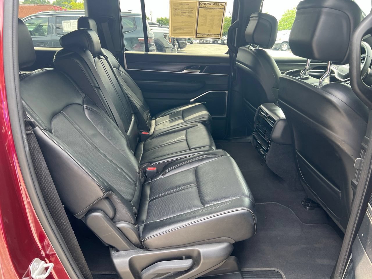 Used 2024 Jeep Wagoneer Series II w/ Flexible Seating Group AWD/4WD image 19