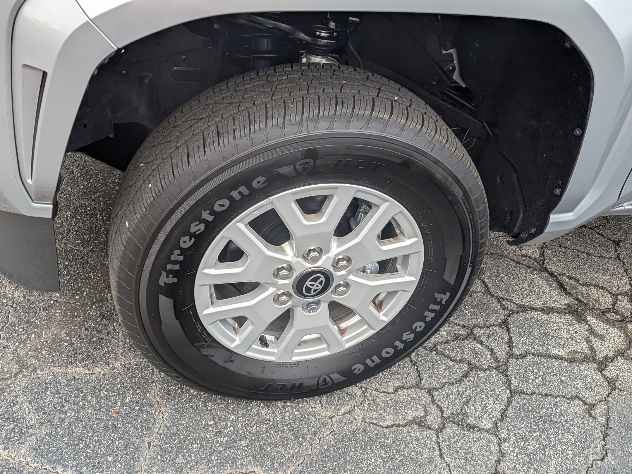 Used 2025 Toyota Tacoma SR image 12