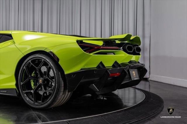 Used 2024 Lamborghini Revuelto AWD/4WD image 23
