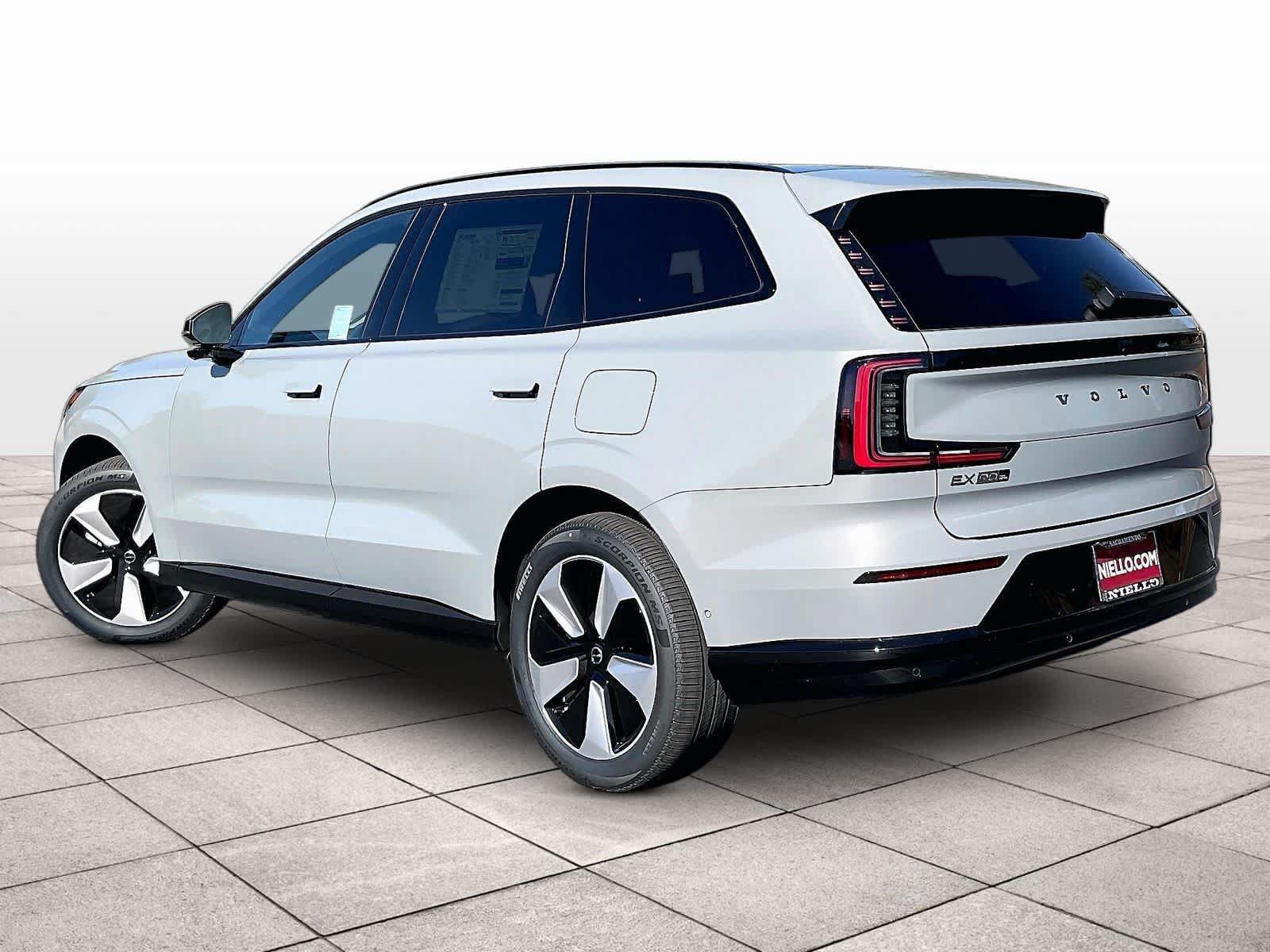 New 2026 Volvo EX90 Plus AWD/4WD image 3