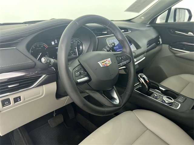 Certified 2022 Cadillac XT4 Luxury image 35