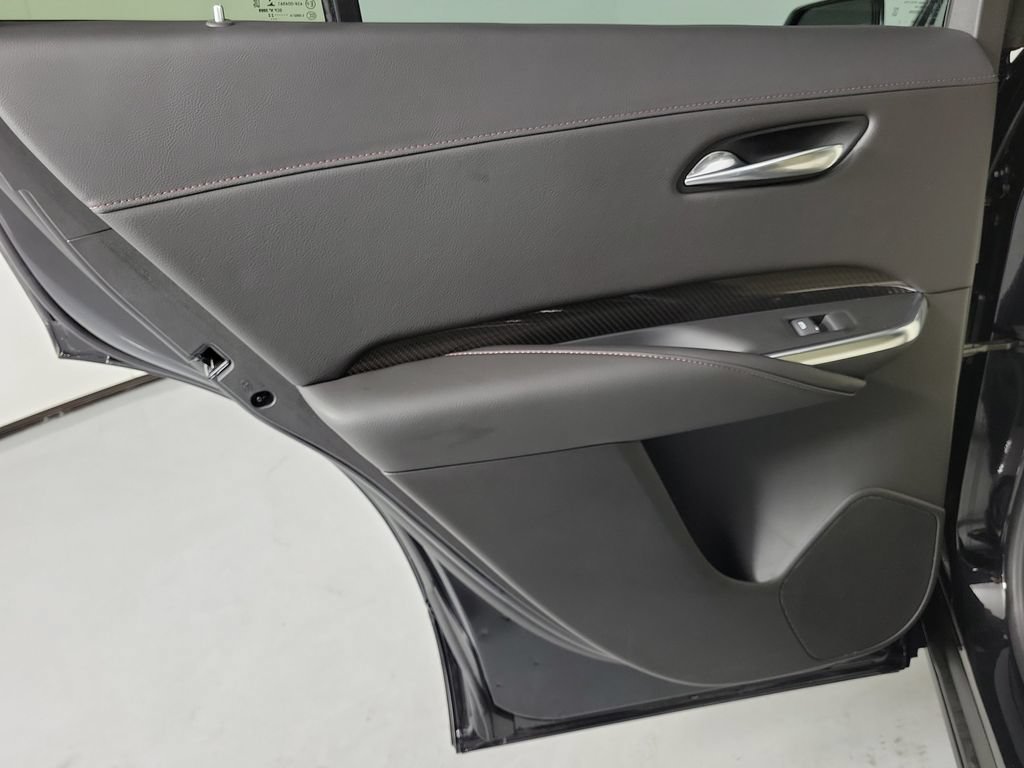 Certified 2022 Cadillac XT4 Sport FWD image 13