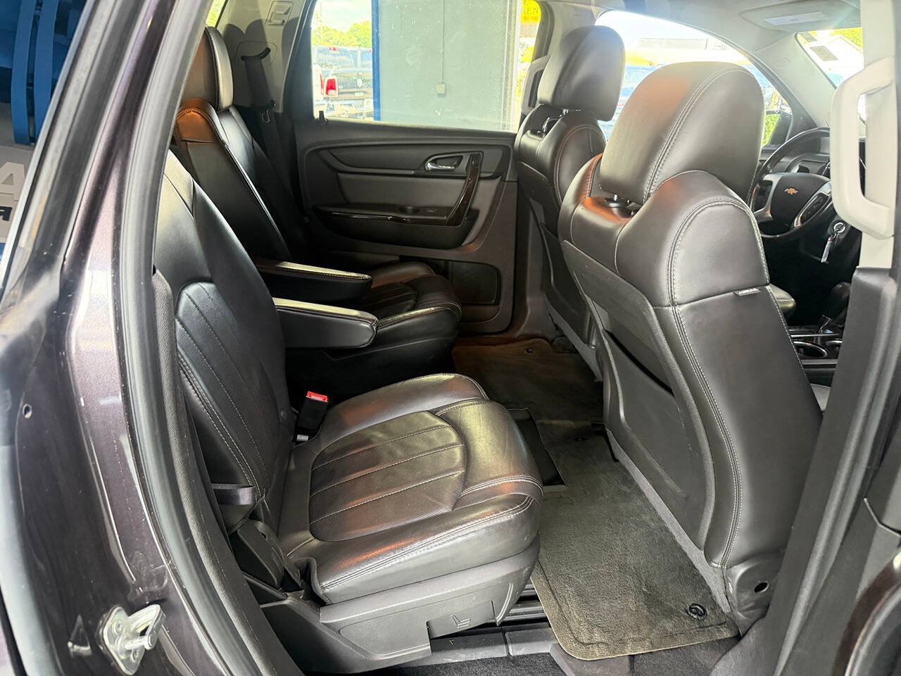 Used 2015 Chevrolet Traverse LTZ AWD/4WD image 13