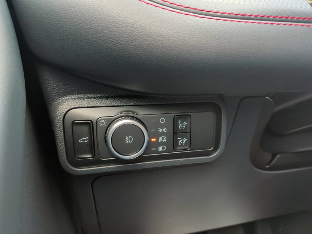 New 2026 Ford Explorer ST-Line w/ ST-Line Street Pack AWD/4WD image 29