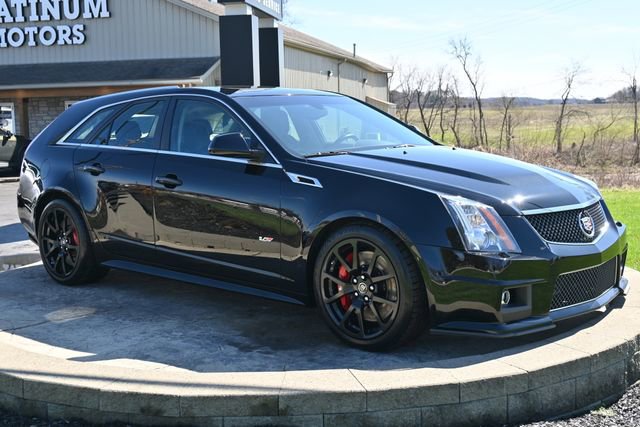 Used 2014 Cadillac CTS V image 3