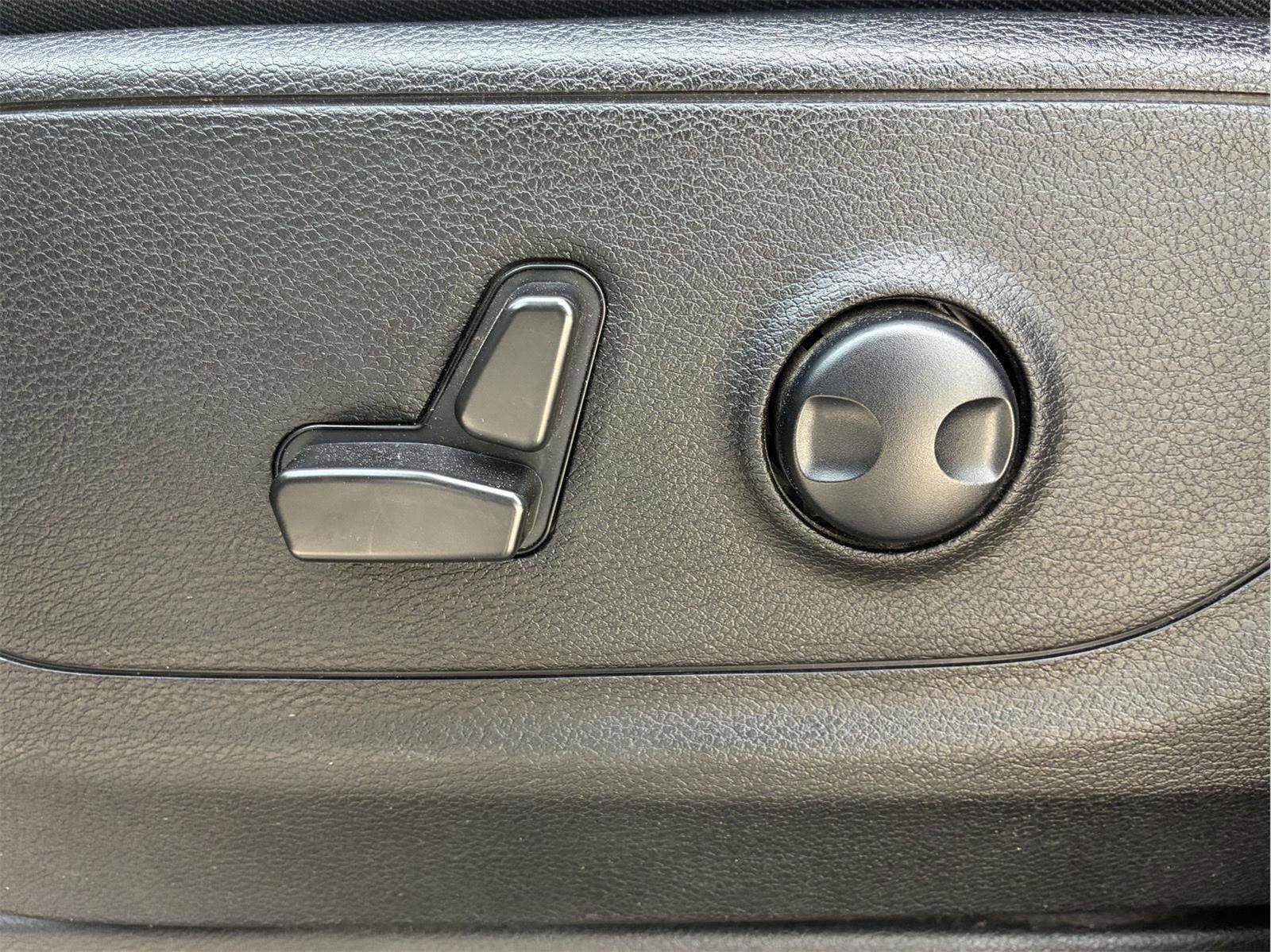 Used 2022 RAM 1500 Big Horn AWD/4WD image 15