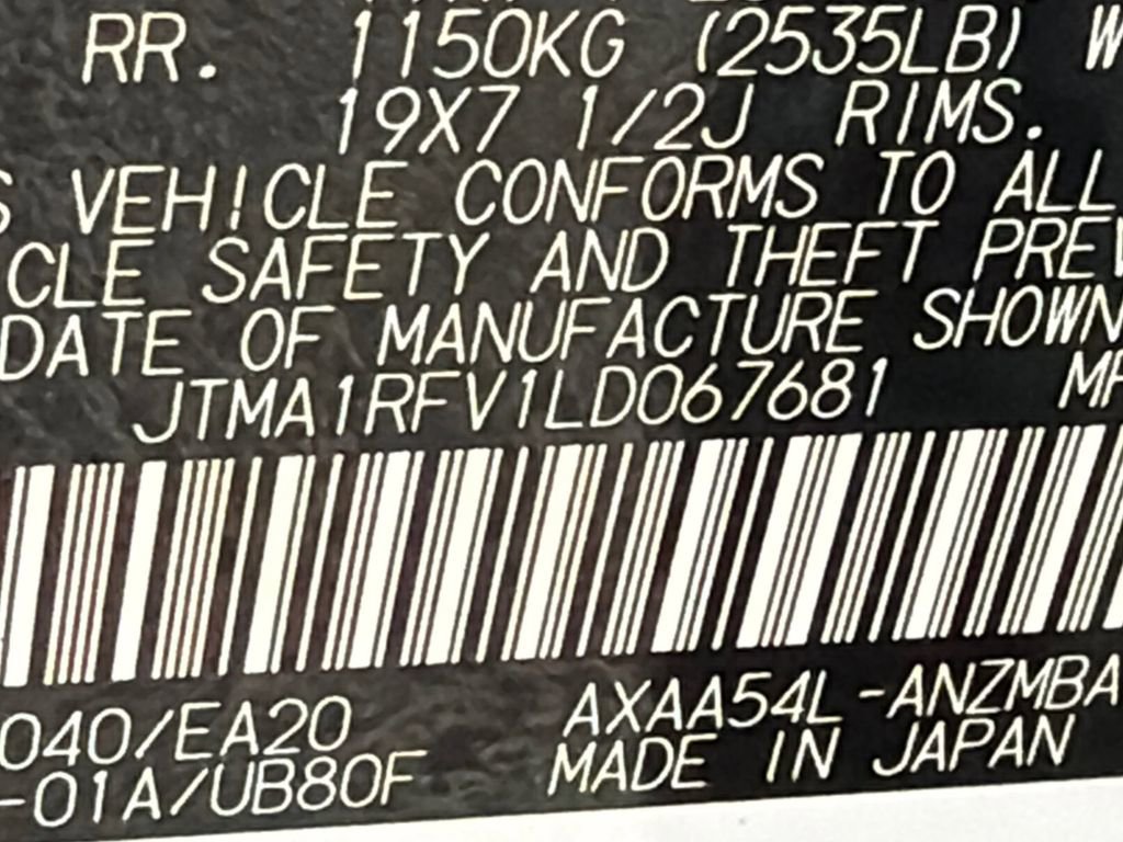 Used 2020 Toyota RAV4 XLE Premium image 34