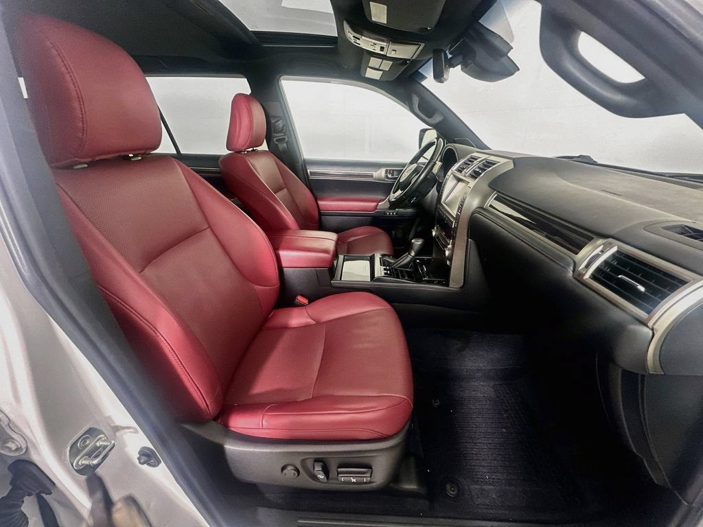 Used 2020 Lexus GX 460 Premium w/ Premium Package AWD/4WD image 6