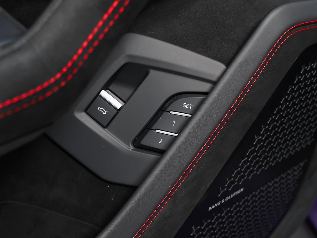 Used 2024 Lamborghini Urus Performante image 47