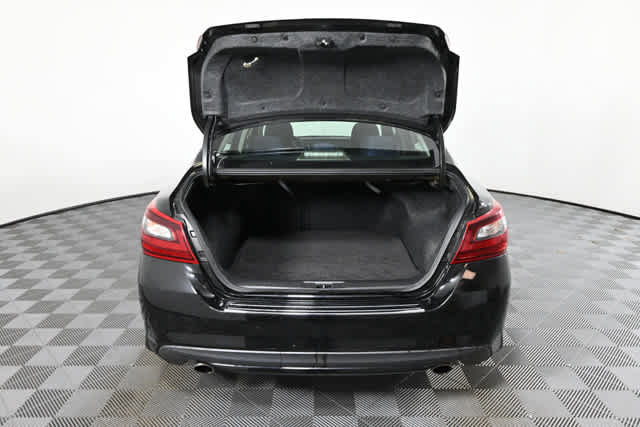 Used 2017 Nissan Altima 2.5 SR FWD image 7