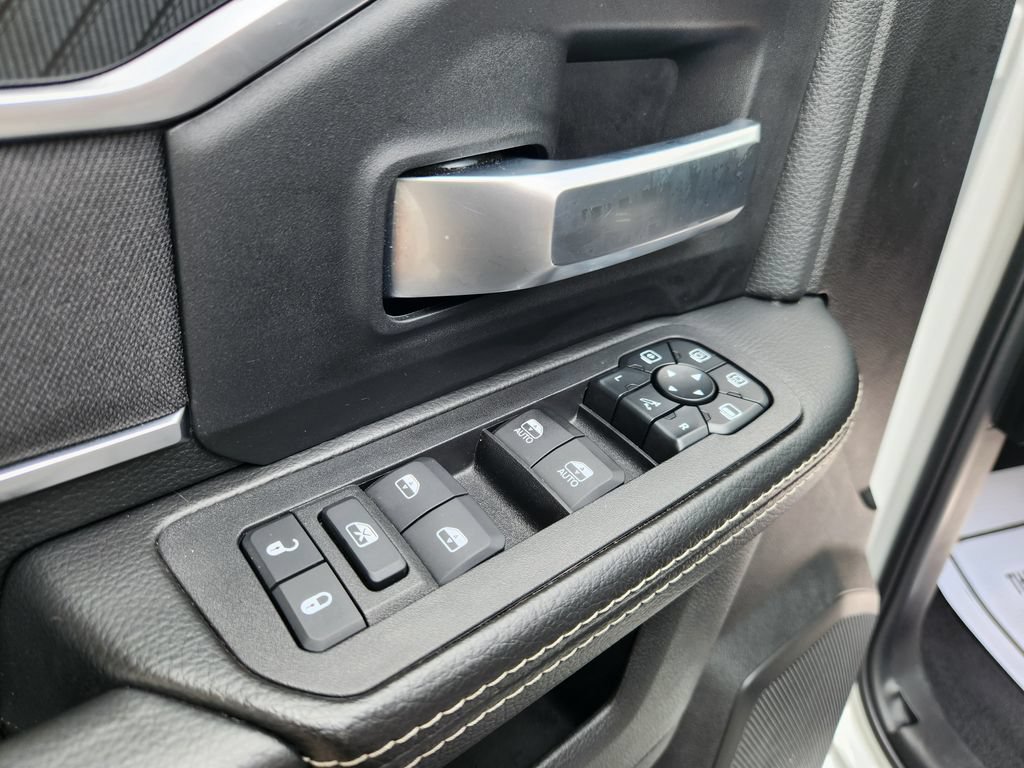 Used 2025 RAM 2500 Big Horn AWD/4WD image 24