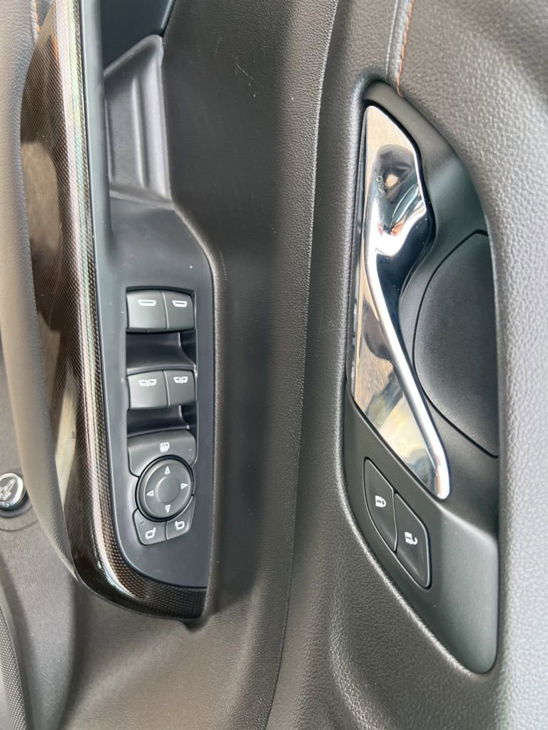 Certified 2022 GMC Acadia AT4 image 25