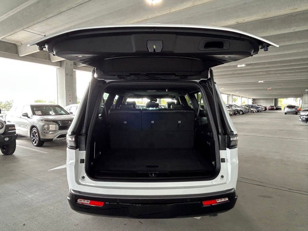 New 2026 Jeep Grand Wagoneer L Limited image 33
