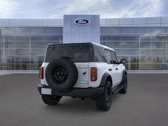 New 2026 Ford Bronco Outer Banks w/ Black Appearance Package image 11