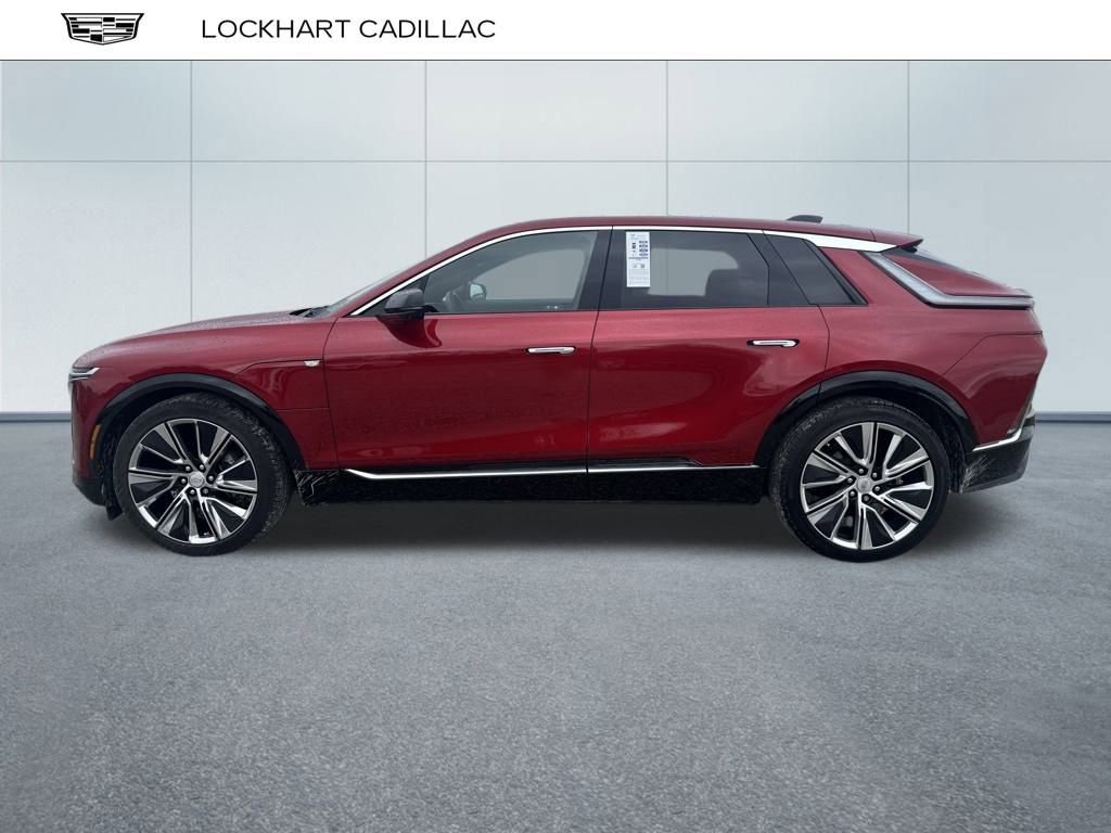 Certified 2024 Cadillac Lyriq Luxury w/ LPO, Floor Liner Package image 5