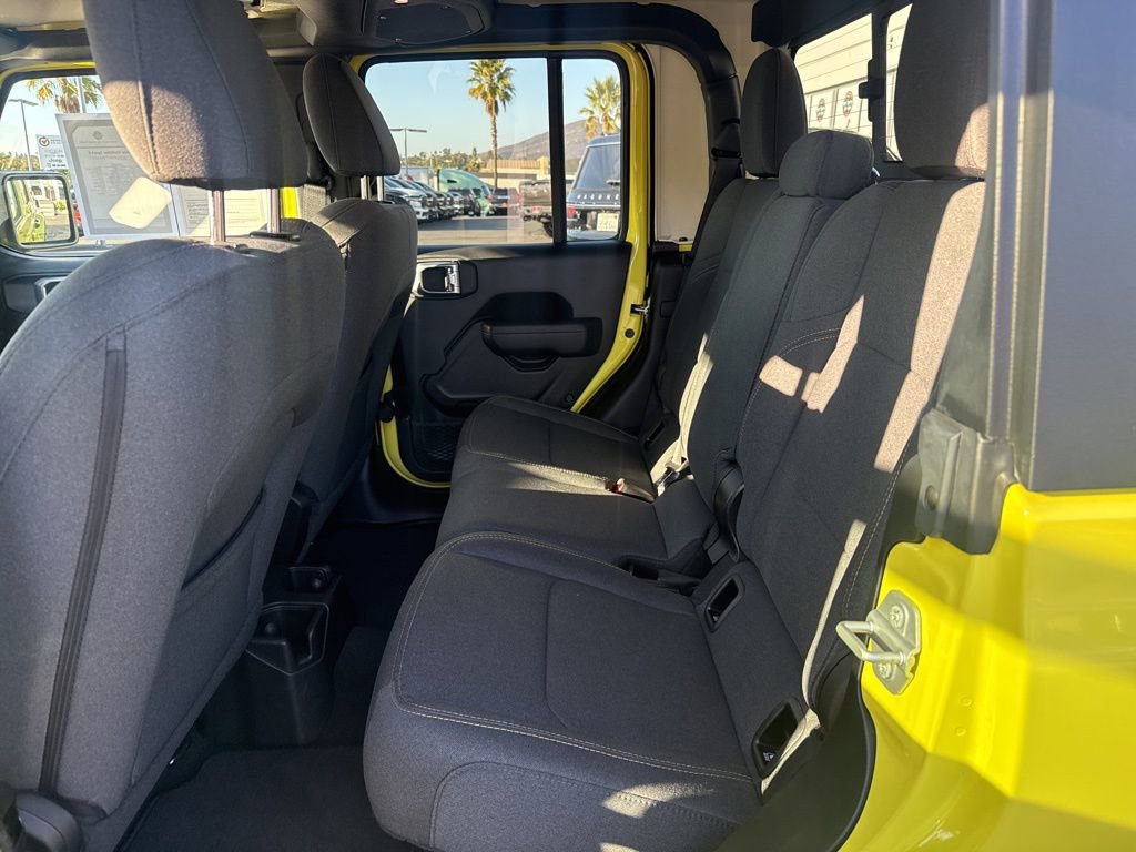Certified 2024 Jeep Gladiator Sport image 16