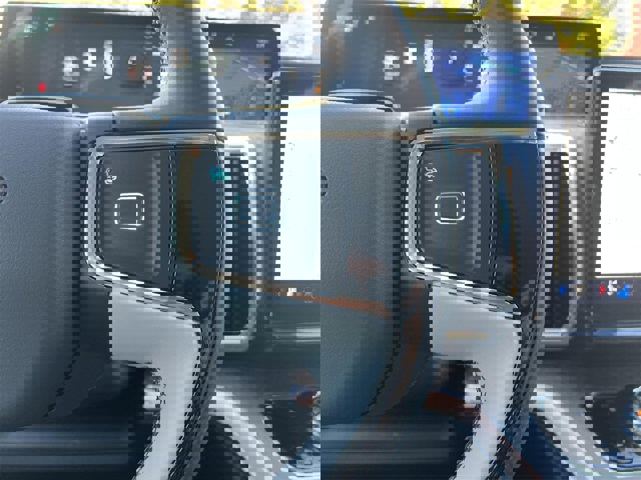 New 2025 Ford Expedition Max Platinum w/ Platinum Ultimate Package image 9