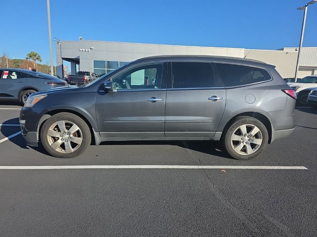 Used 2014 Chevrolet Traverse LTZ image 3