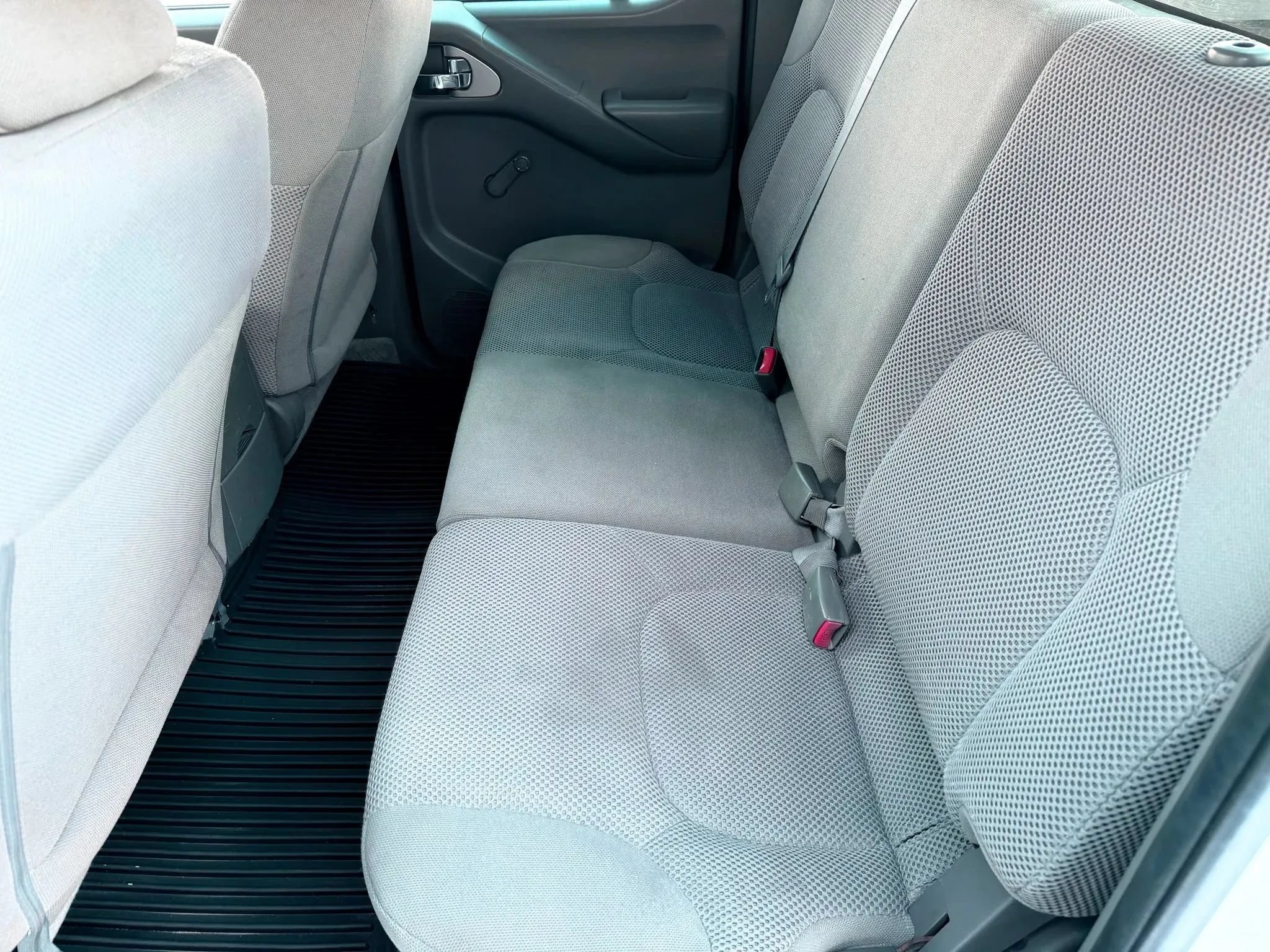 Used 2018 Nissan Frontier S AWD/4WD image 18