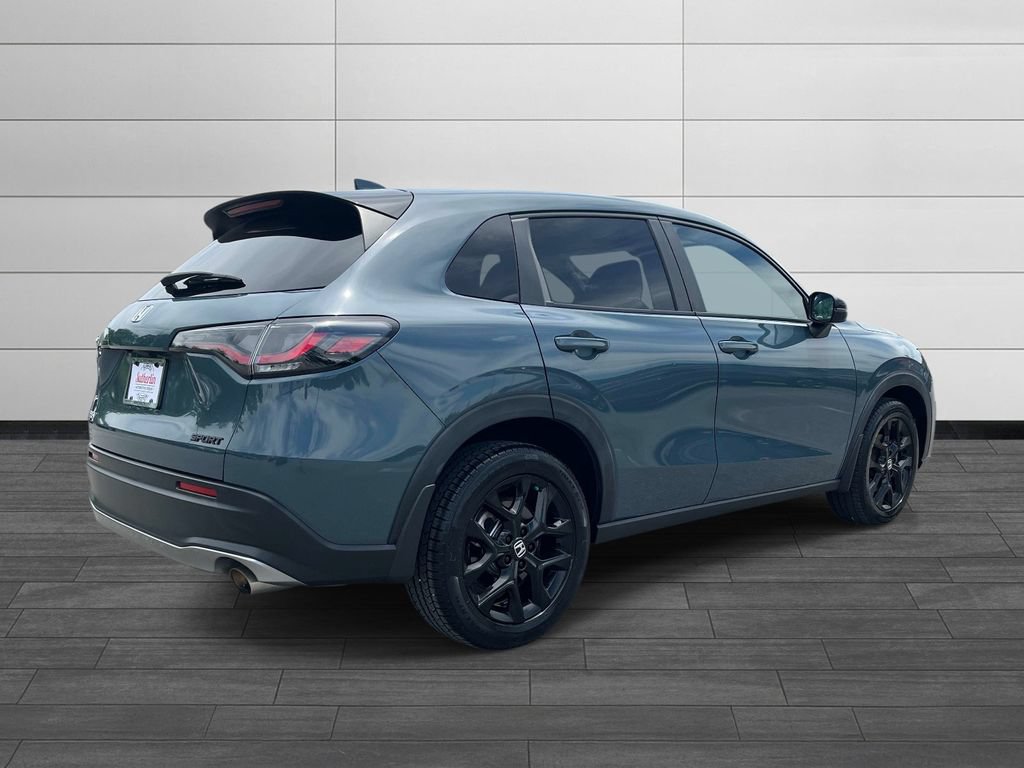 Used 2023 Honda HR-V Sport image 3