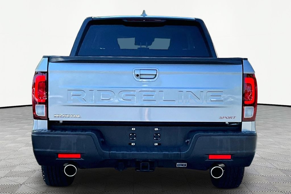 Used 2025 Honda Ridgeline Sport image 7