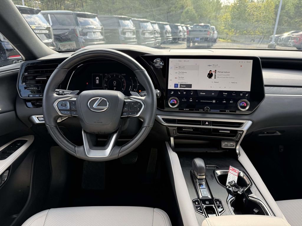 Used 2024 Lexus RX 350 Premium image 8
