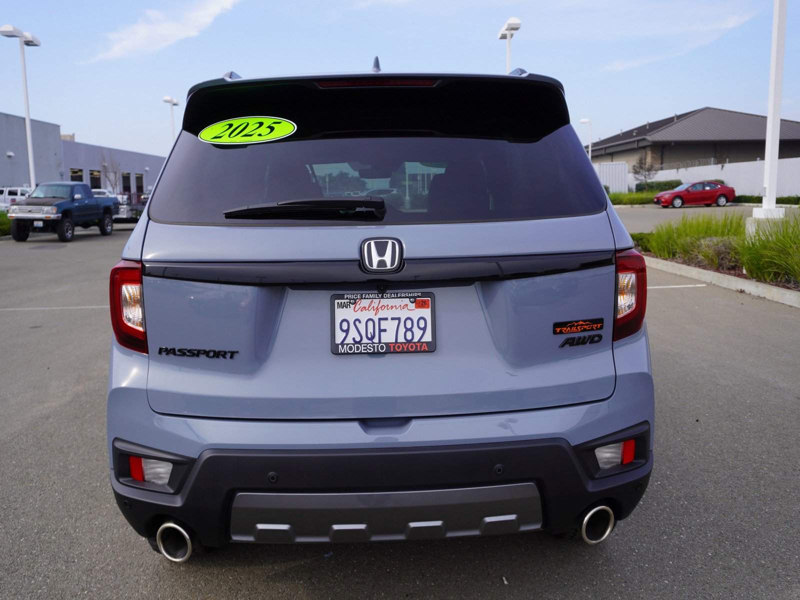 Used 2025 Honda Passport TrailSport image 9