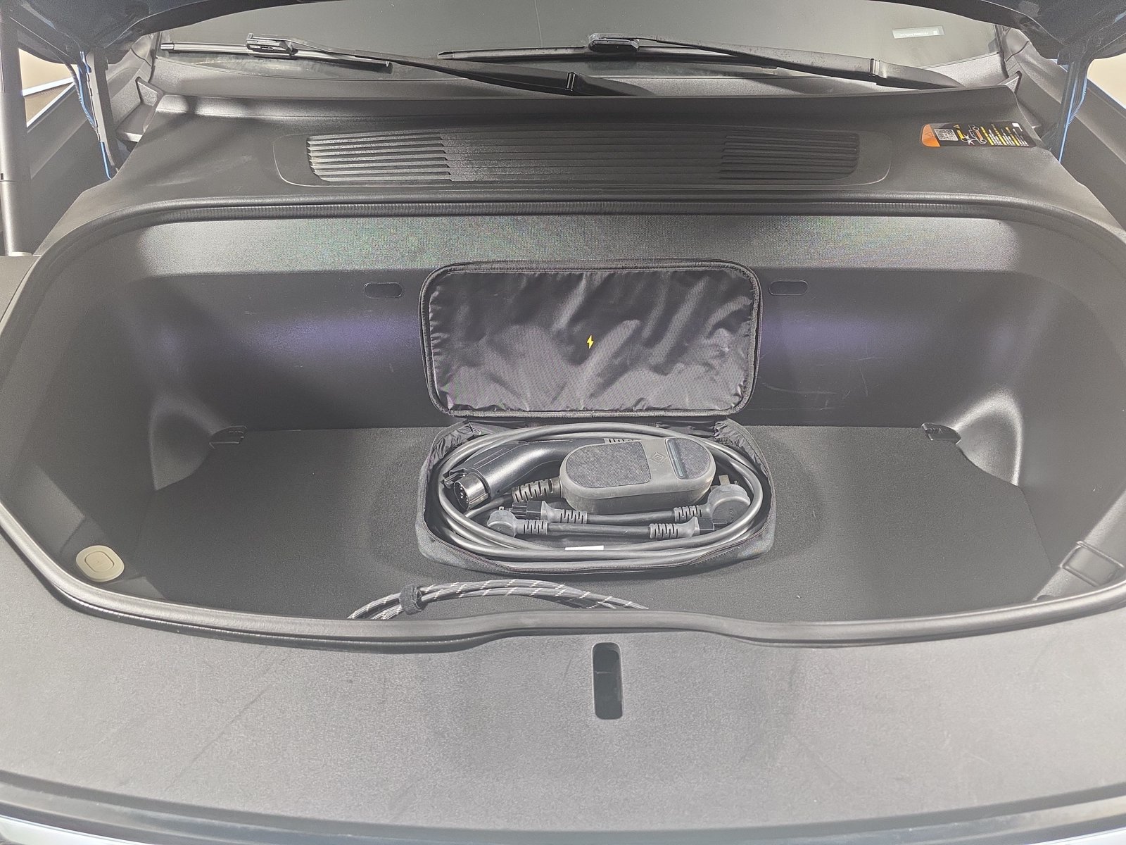 Used 2022 Rivian R1T Launch Edition AWD/4WD image 14