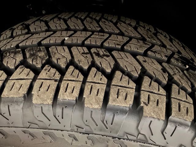 Used 2024 Chevrolet Colorado Trail Boss w/ Technology Package image 13