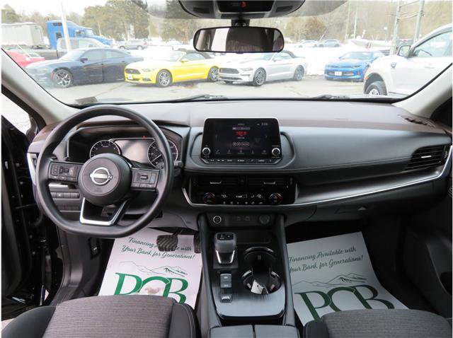 Used 2023 Nissan Rogue SV FWD image 5