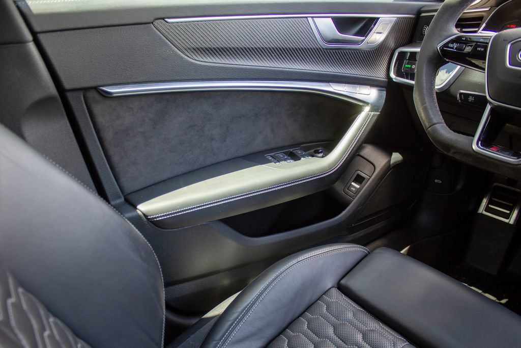 Used 2021 Audi RS 6 AWD/4WD image 19