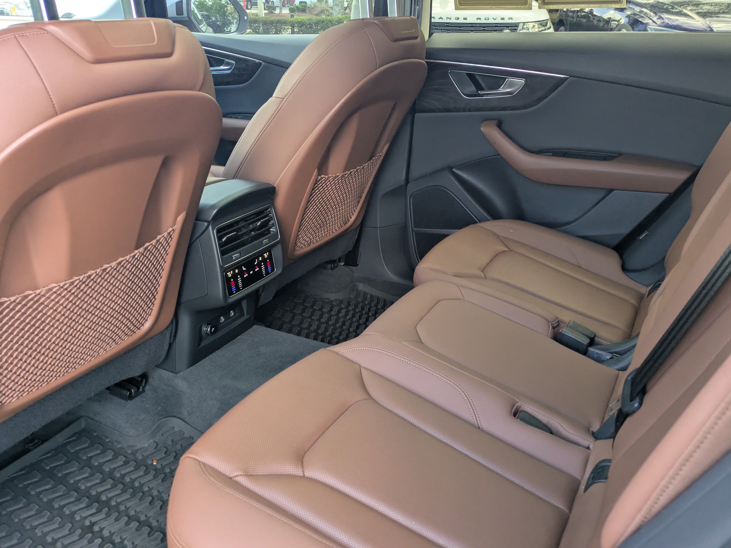 Used 2022 Audi Q8 Premium Plus image 14