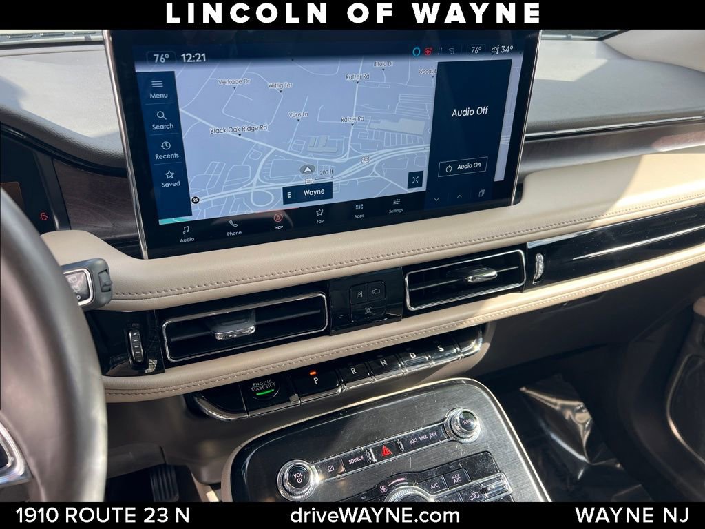 Used 2023 Lincoln Nautilus Reserve AWD/4WD image 14