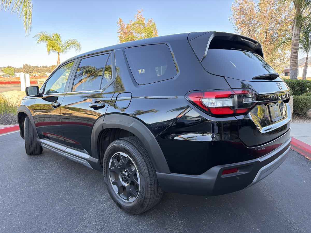 Used 2024 Honda Pilot EX-L image 9