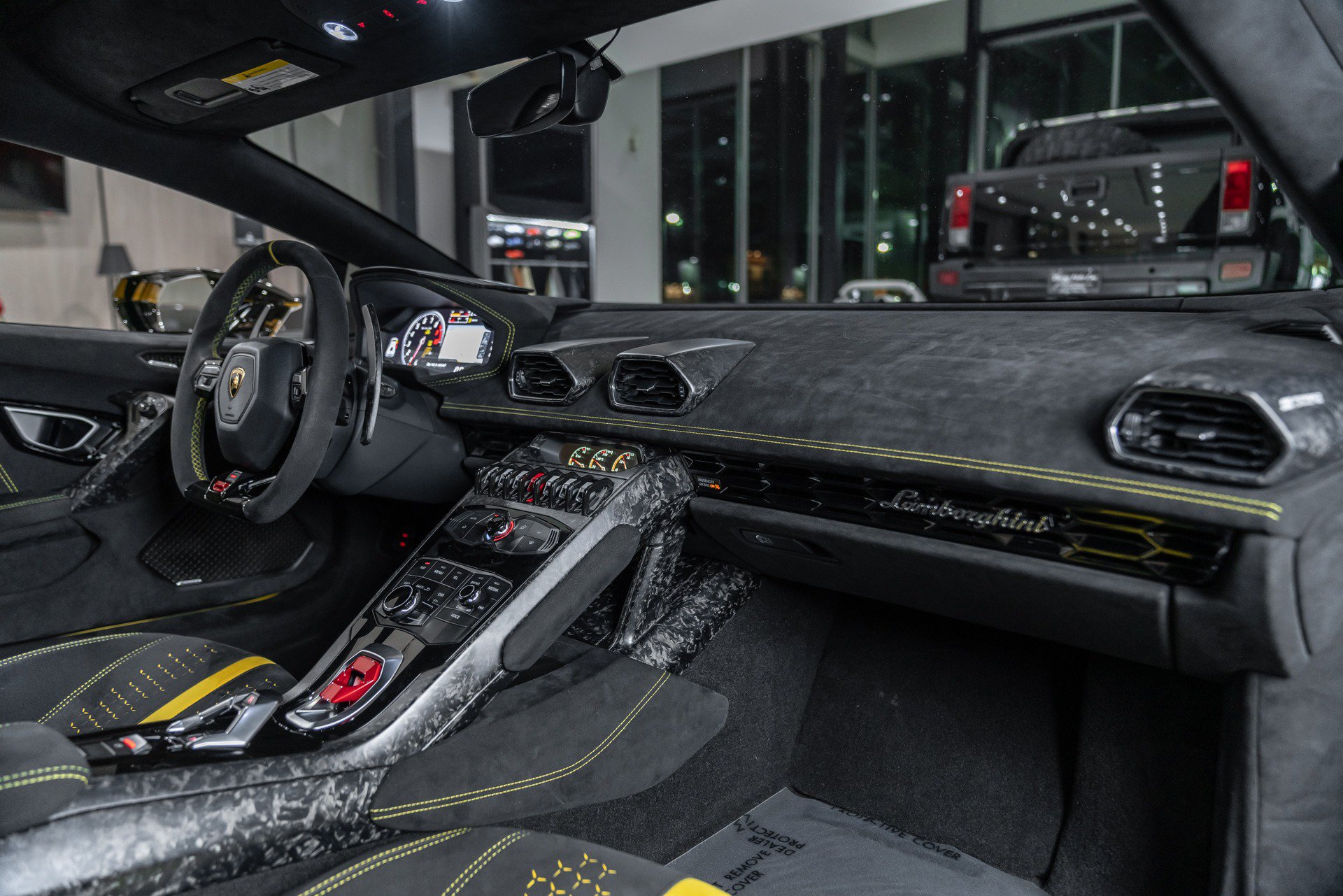 Used 2018 Lamborghini Huracan Performante AWD/4WD image 17