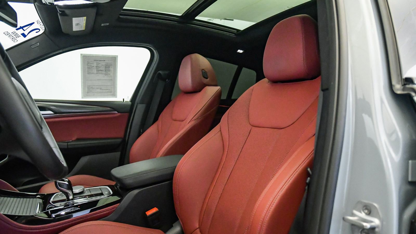 Certified 2024 BMW X4 xDrive30i w/ Premium Package image 19