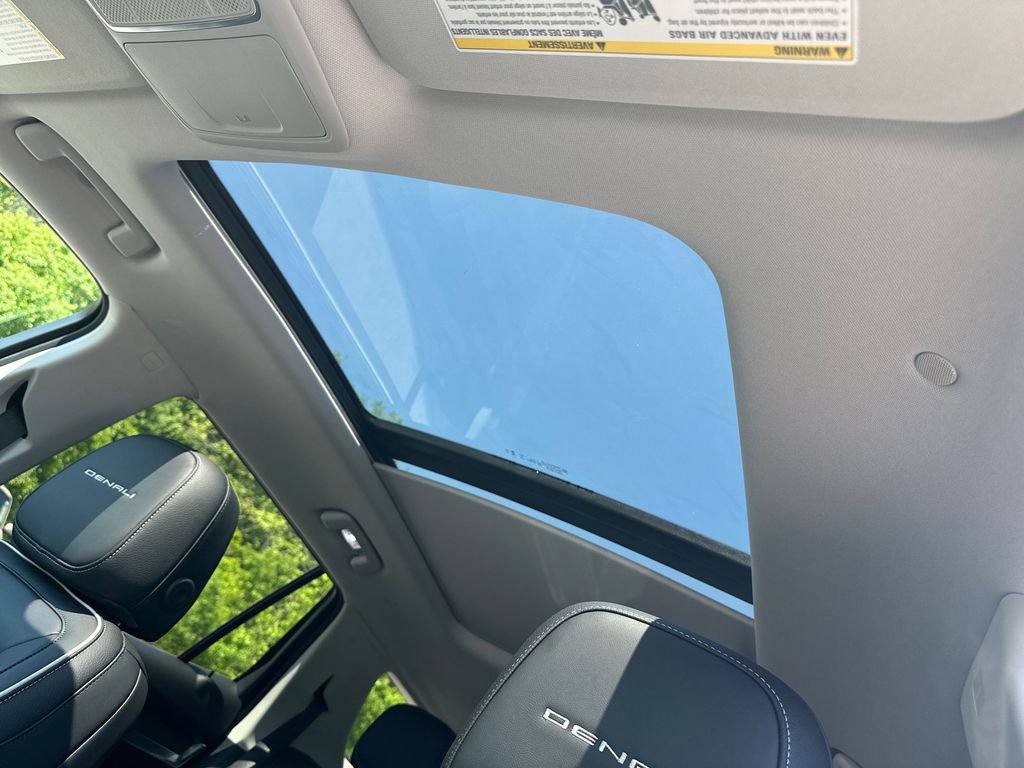 New 2026 GMC Terrain Denali AWD/4WD image 32