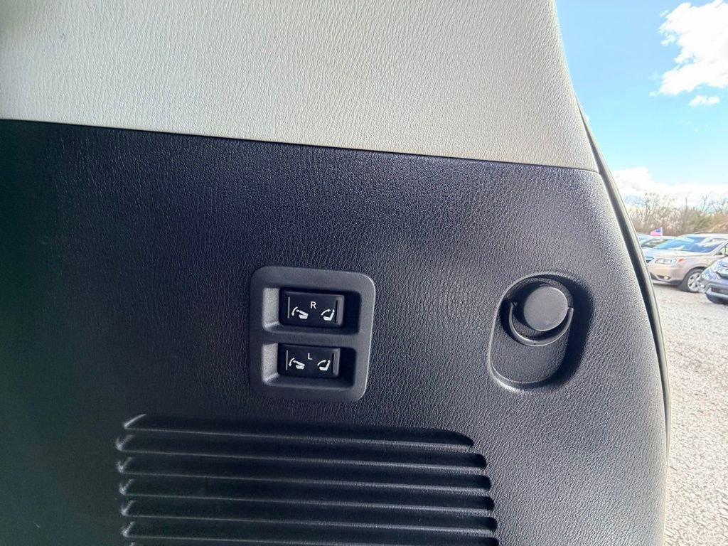 Used 2019 INFINITI QX80 Luxe AWD/4WD image 18