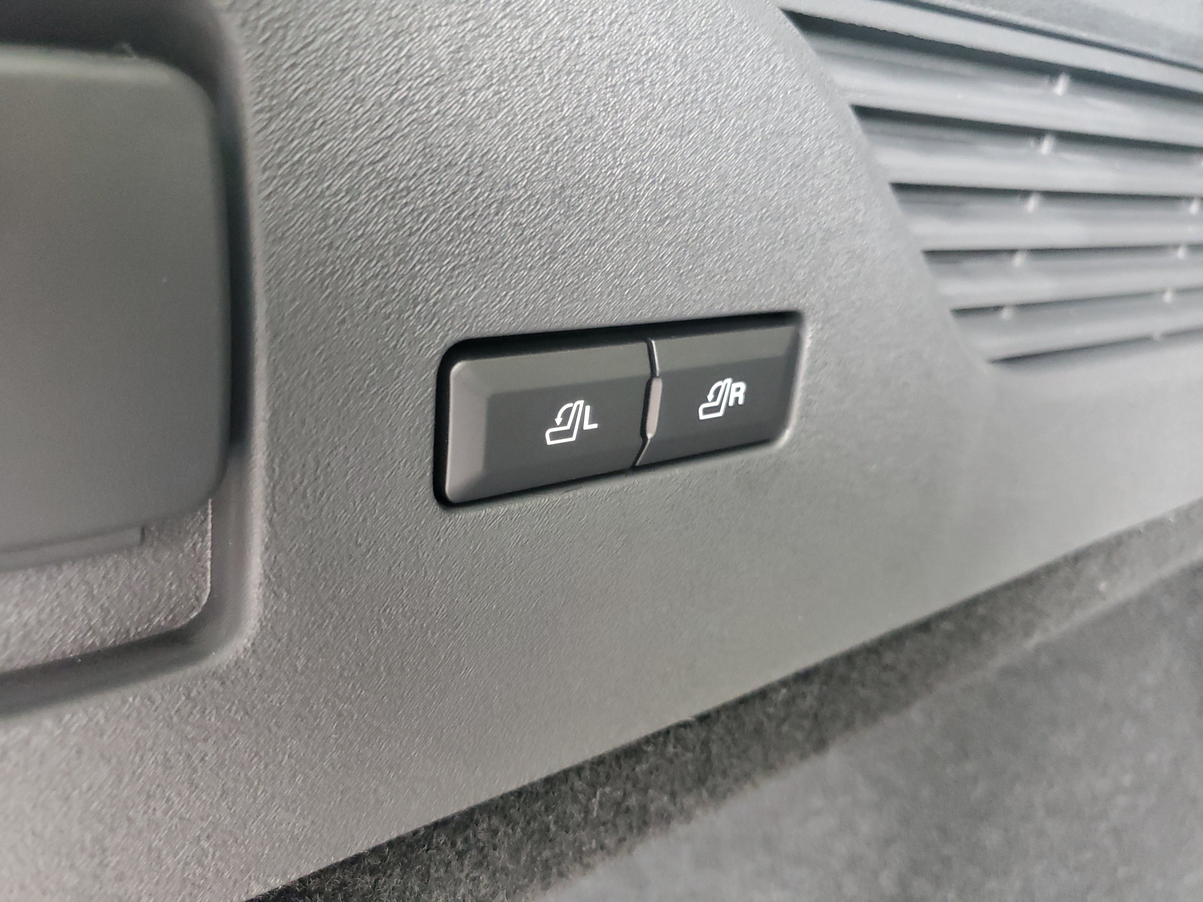 New 2026 Lincoln Nautilus Reserve AWD/4WD image 34