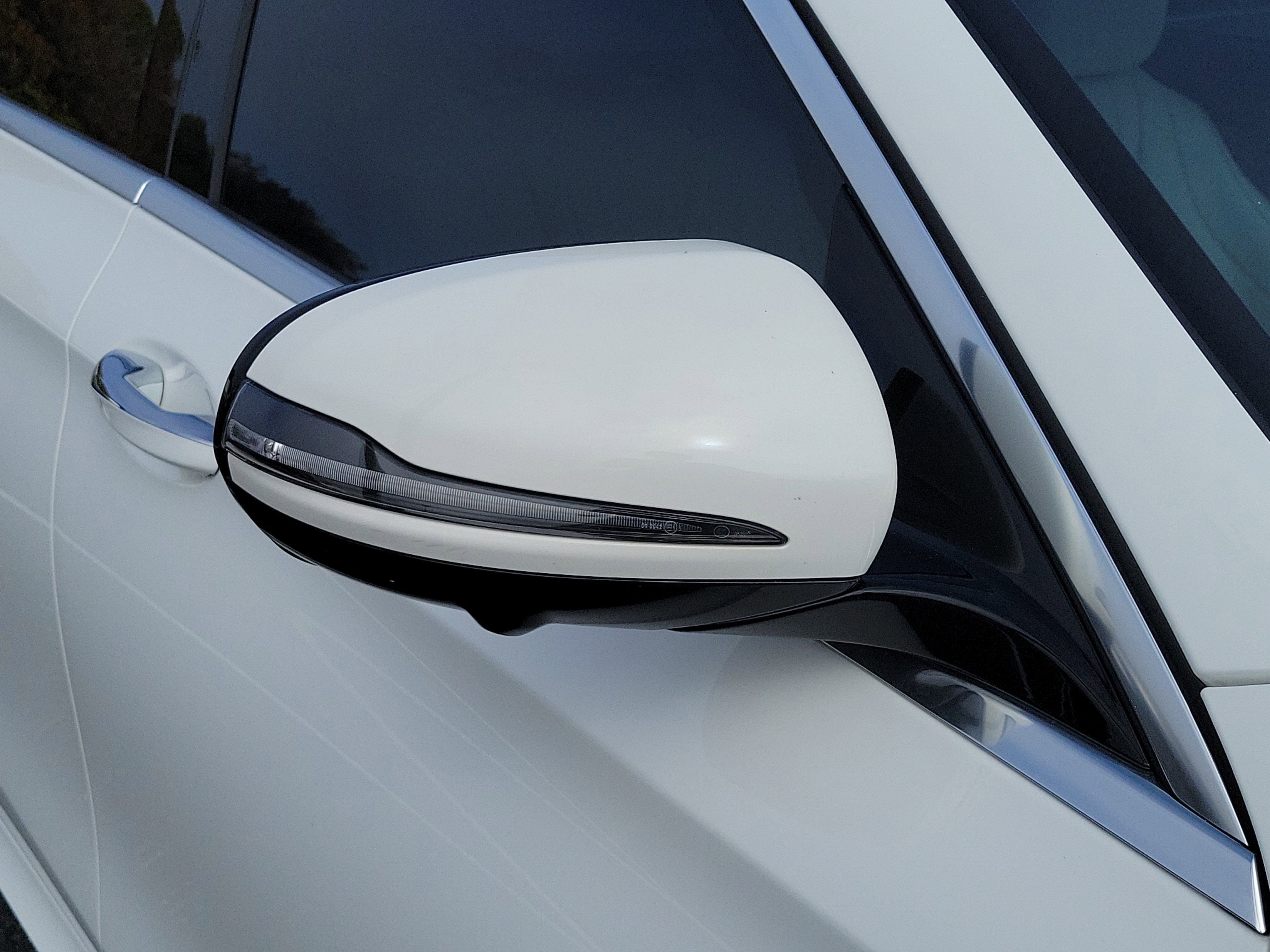 Used 2022 Mercedes-Benz E 350 Sedan image 9