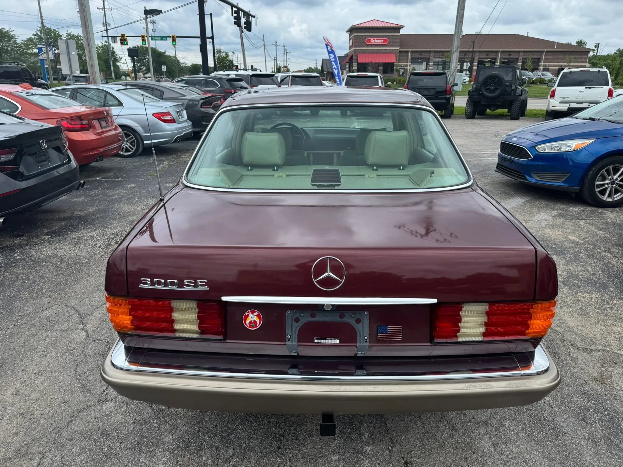 Used 1991 Mercedes-Benz 300 SE image 7