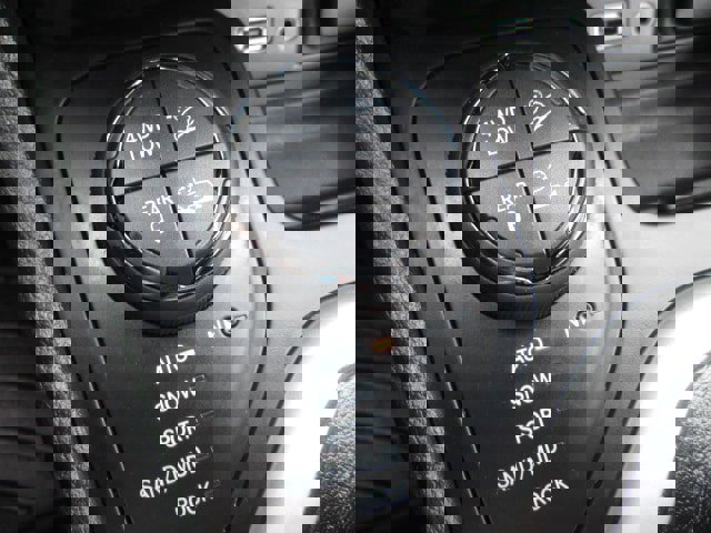 Used 2014 Jeep Cherokee Trailhawk w/ Technology Group image 19