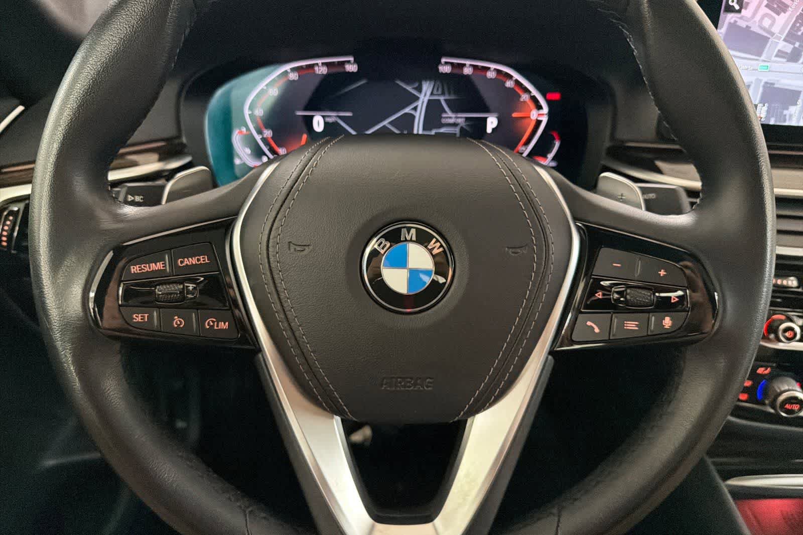 Used 2023 BMW 540i w/ Convenience Package RWD image 23
