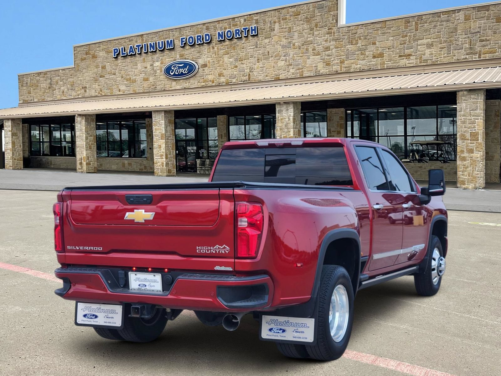 Used 2025 Chevrolet Silverado 3500 High Country w/ High Country Premium Package AWD/4WD image 5