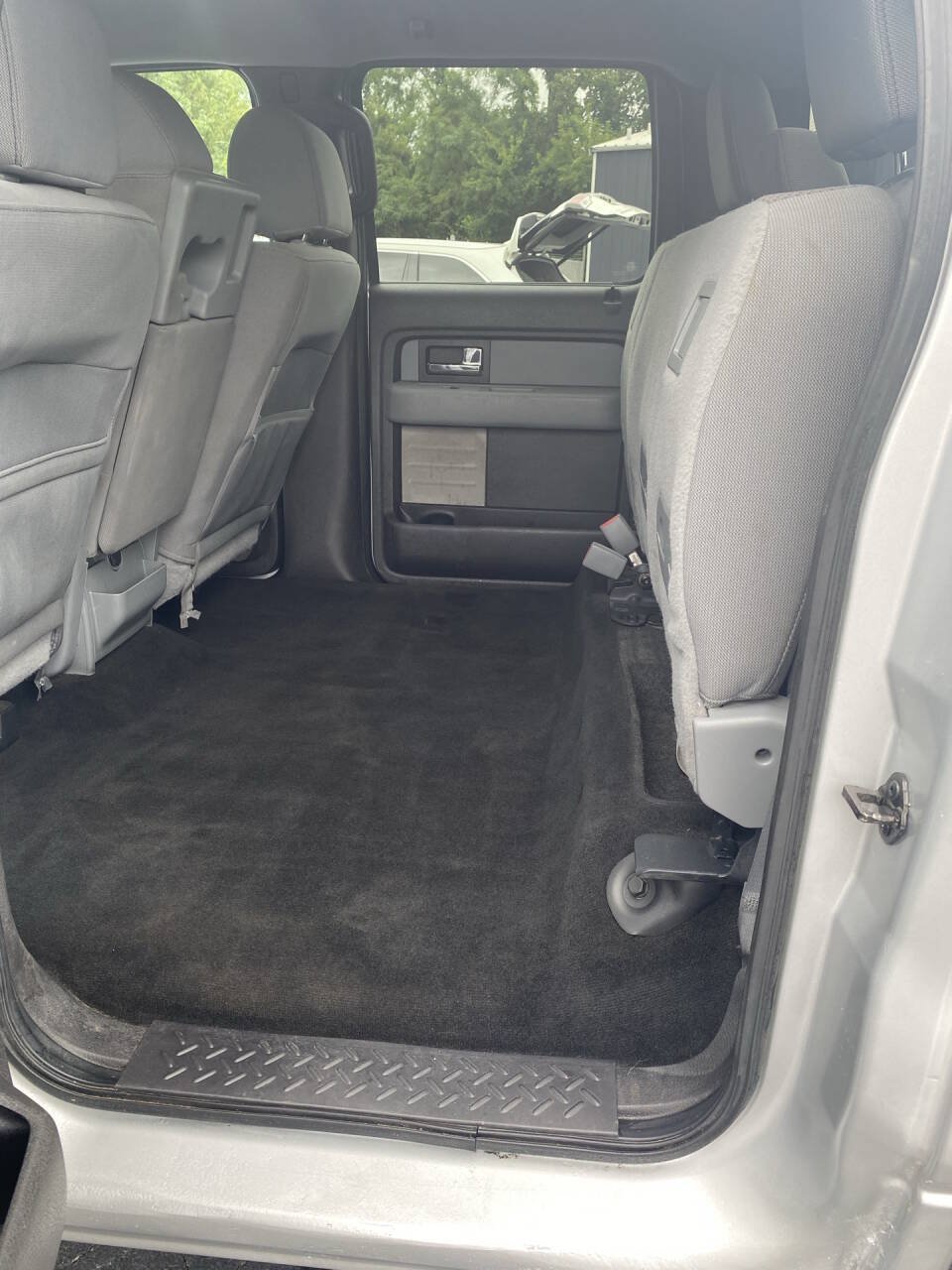 Used 2013 Ford F150 XLT w/ Mid Equipment Group AWD/4WD image 18