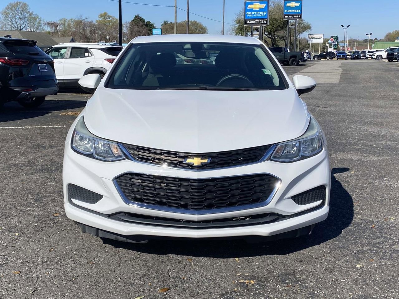 Used 2018 Chevrolet Cruze LS image 2