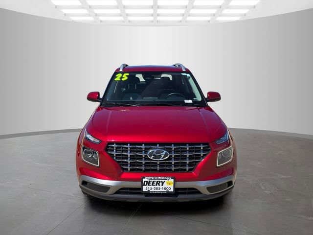 Used 2025 Hyundai Venue SEL FWD image 3