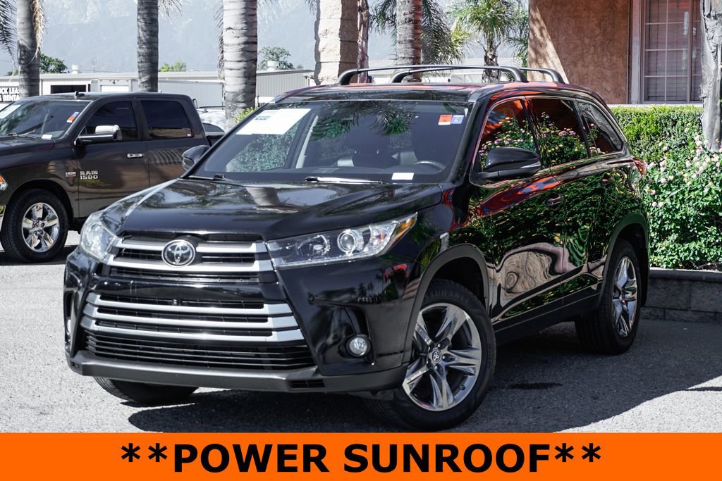 Used 2018 Toyota Highlander Limited Platinum image 4