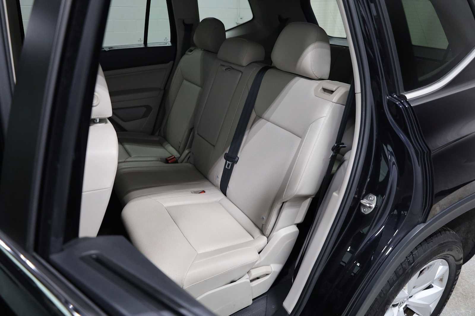 Used 2019 Volkswagen Atlas SE image 31